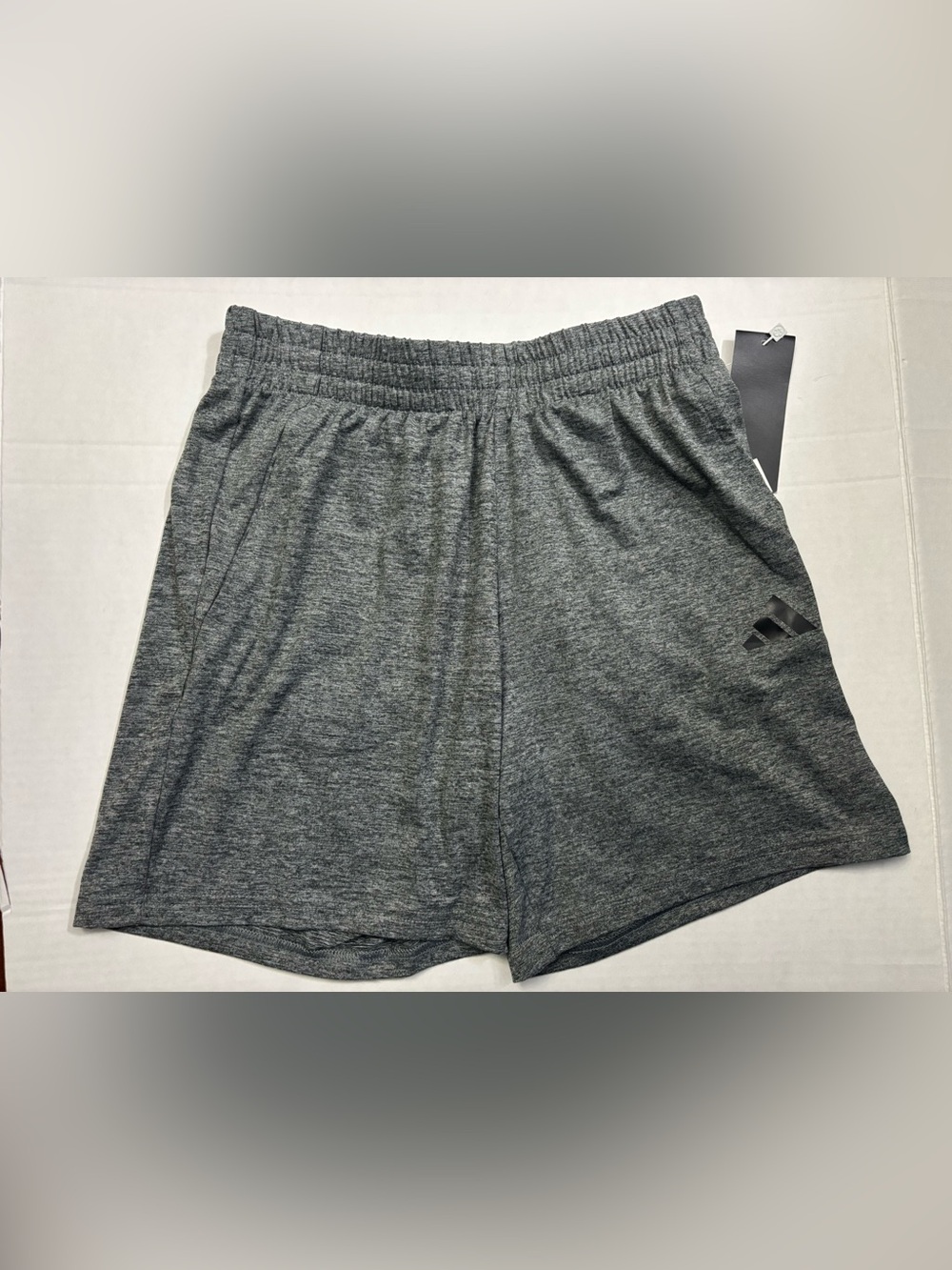 New! Adidas Boys Athlete Shorts Size L 14-16 Gray Color